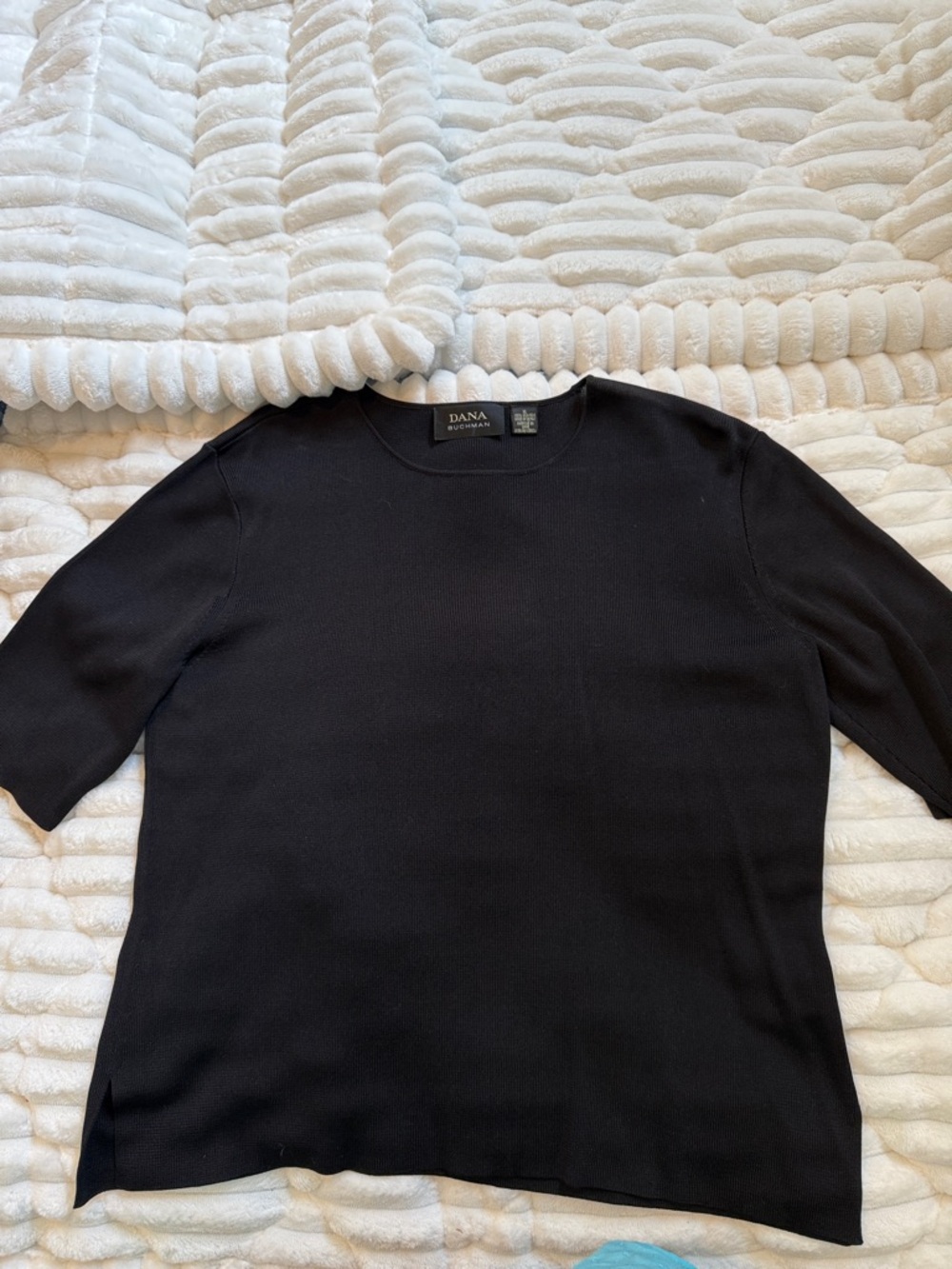 Dana Buchman Black Short Sleeve Silk Top